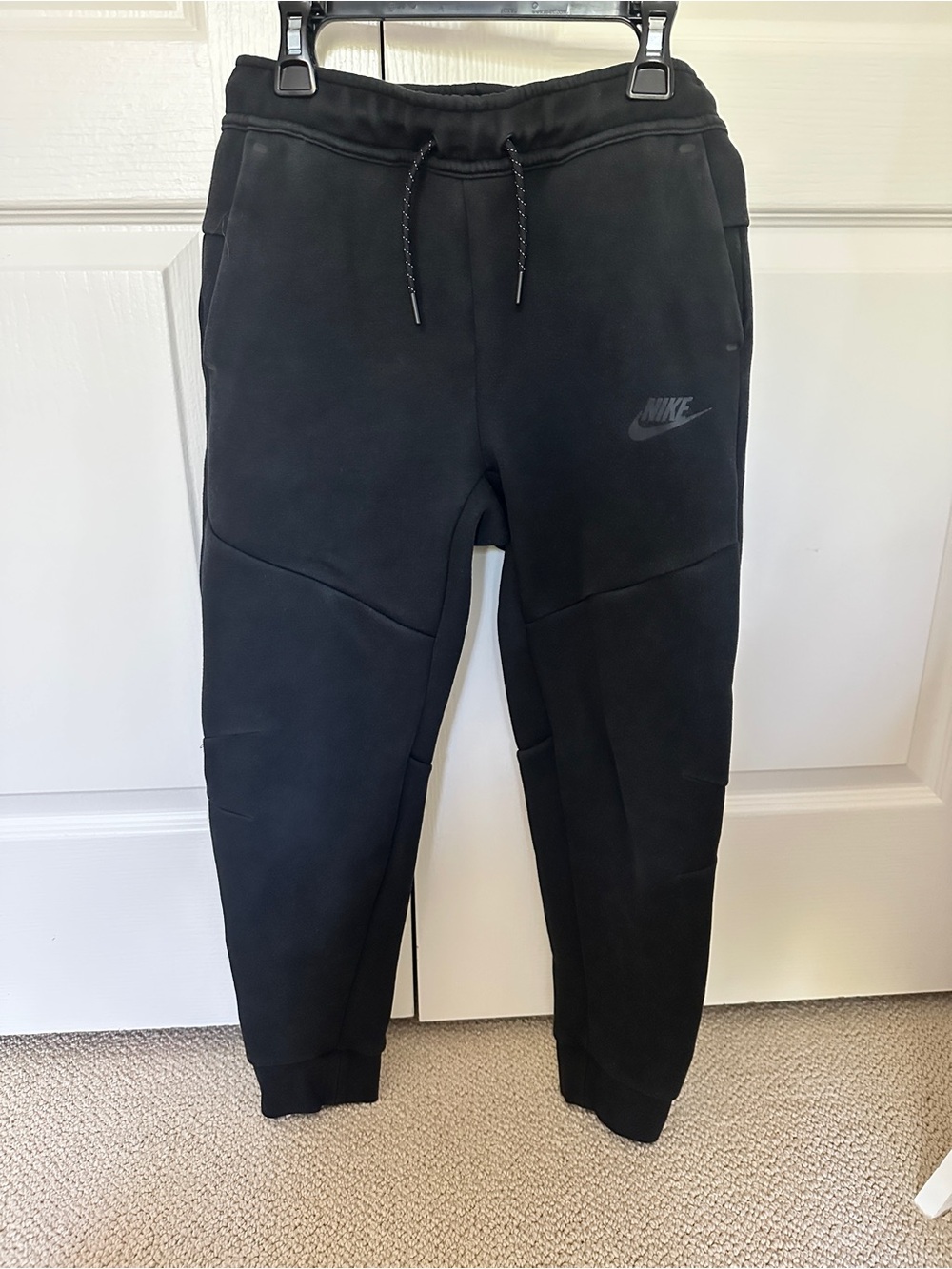 Nike Tech Boys Black Fleece Joggers with Drawstring Sz Medium